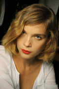 5afd7615315004.gif