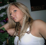 7aee4d20576094.gif