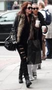 Miley Cyrus in Black Sunglasses